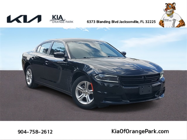 2023 Dodge Charger SXT photo 2
