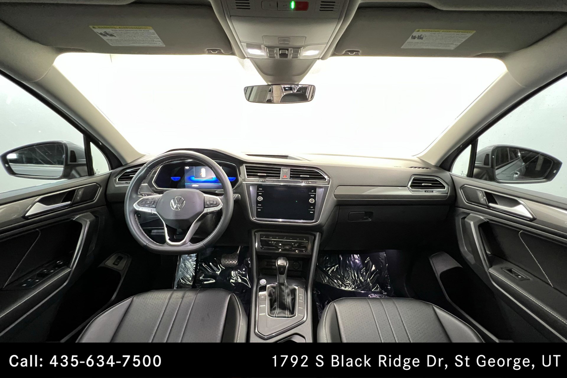 2022 Volkswagen Tiguan SE photo 9