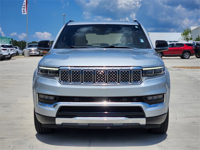 2023 Jeep Grand Wagoneer III photo 2