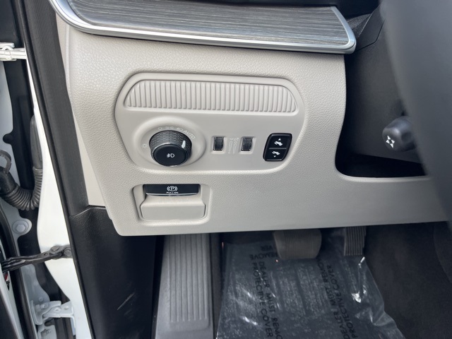 2024 Jeep Wagoneer Series III photo 31