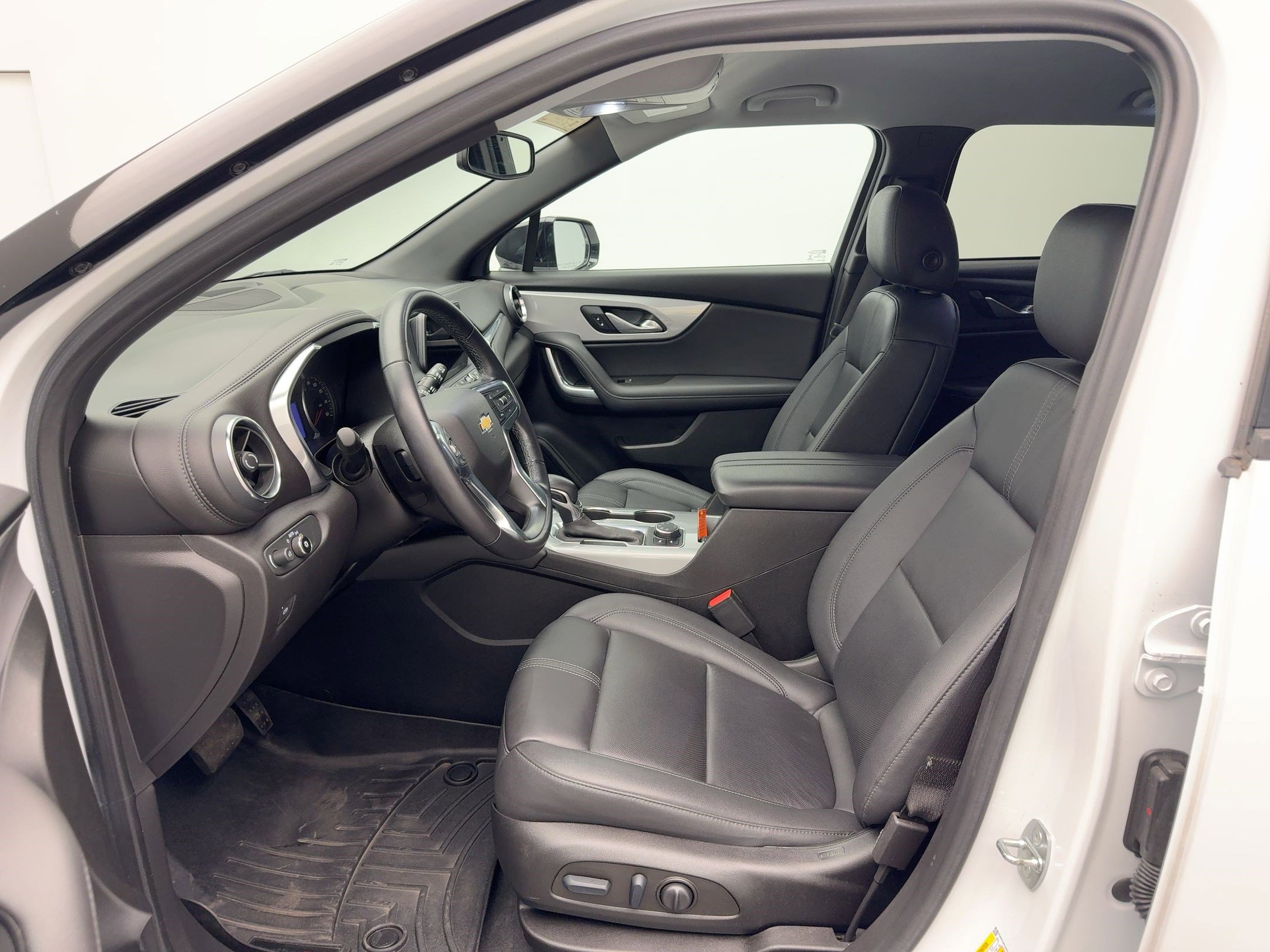 2022 Chevrolet Blazer 3LT photo 2