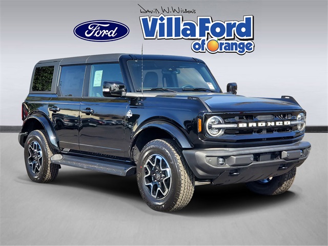 2025 Ford Bronco 4-Door Outer Banks's photo