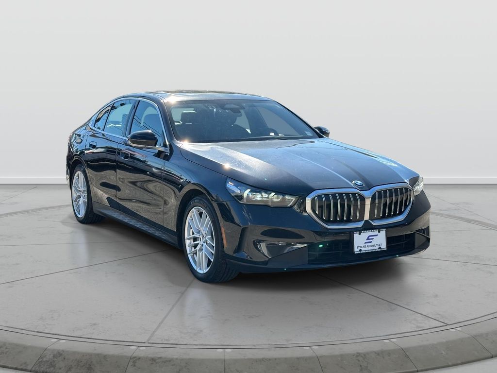 2024 BMW 5 Series 530i's photo