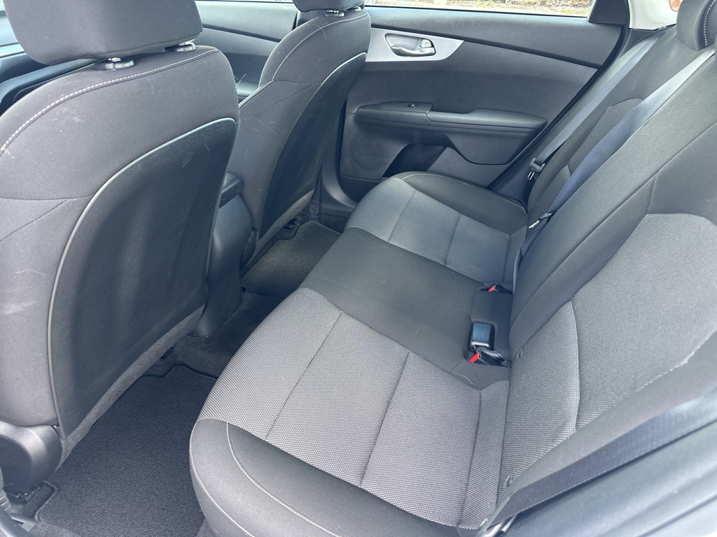 2023 Kia Forte LXS photo 3