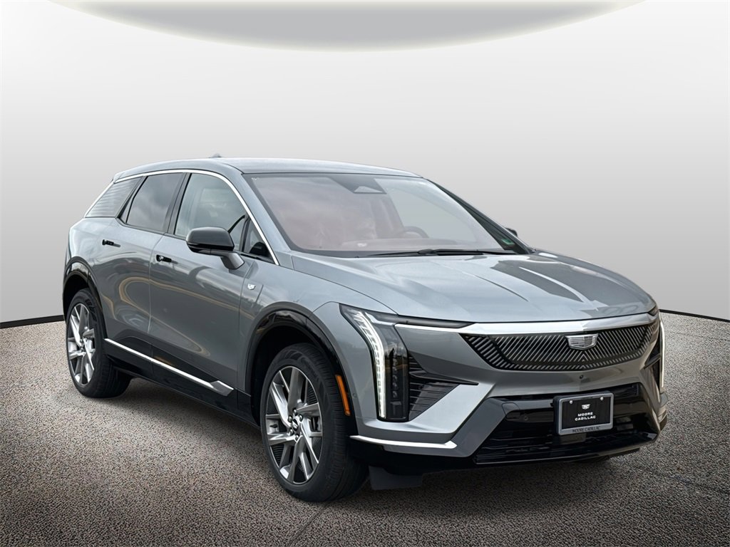 2026 Cadillac OPTIQ Luxury's photo