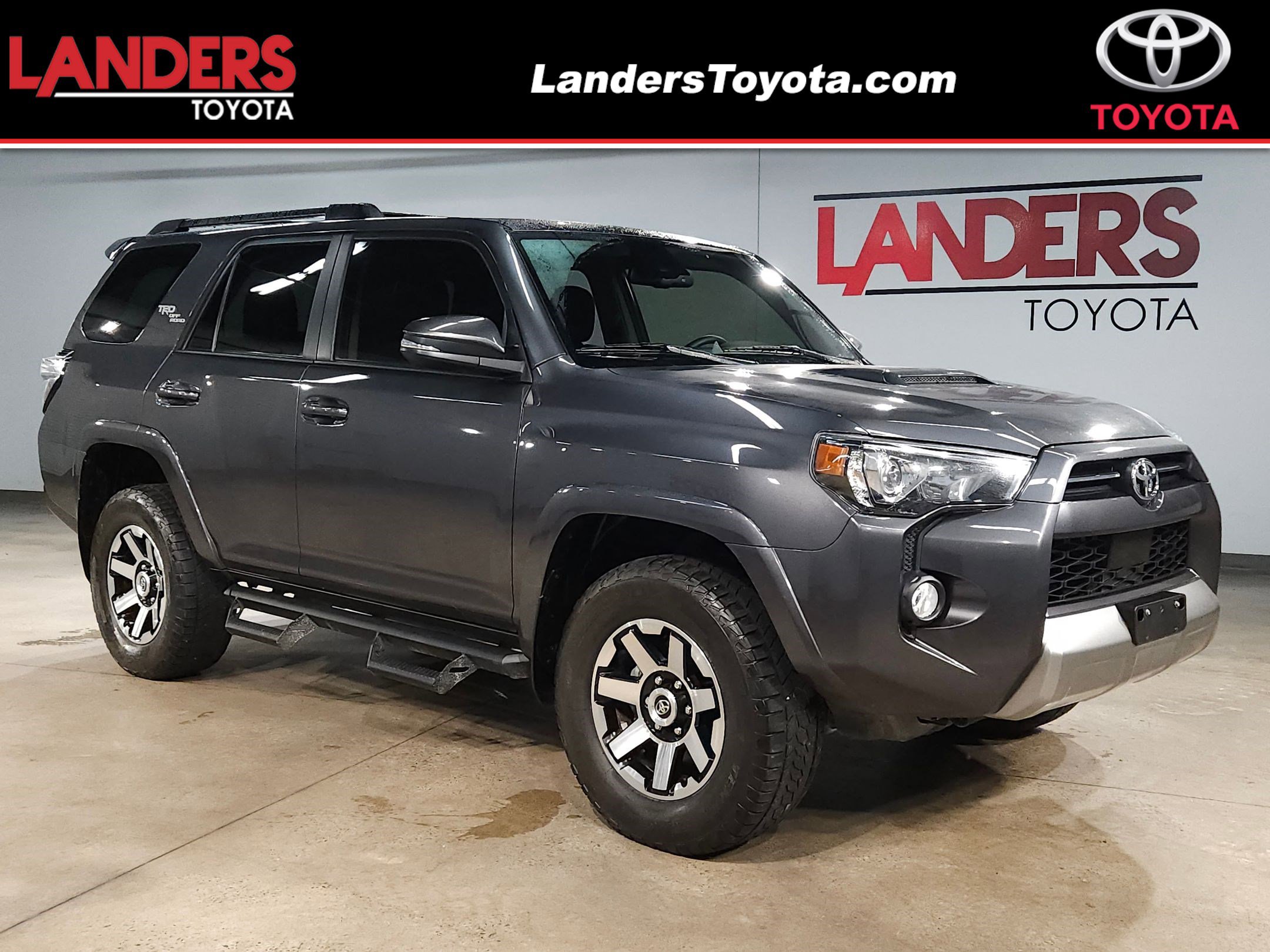 2020 Toyota 4Runner TRD Off-Road Premium's photo