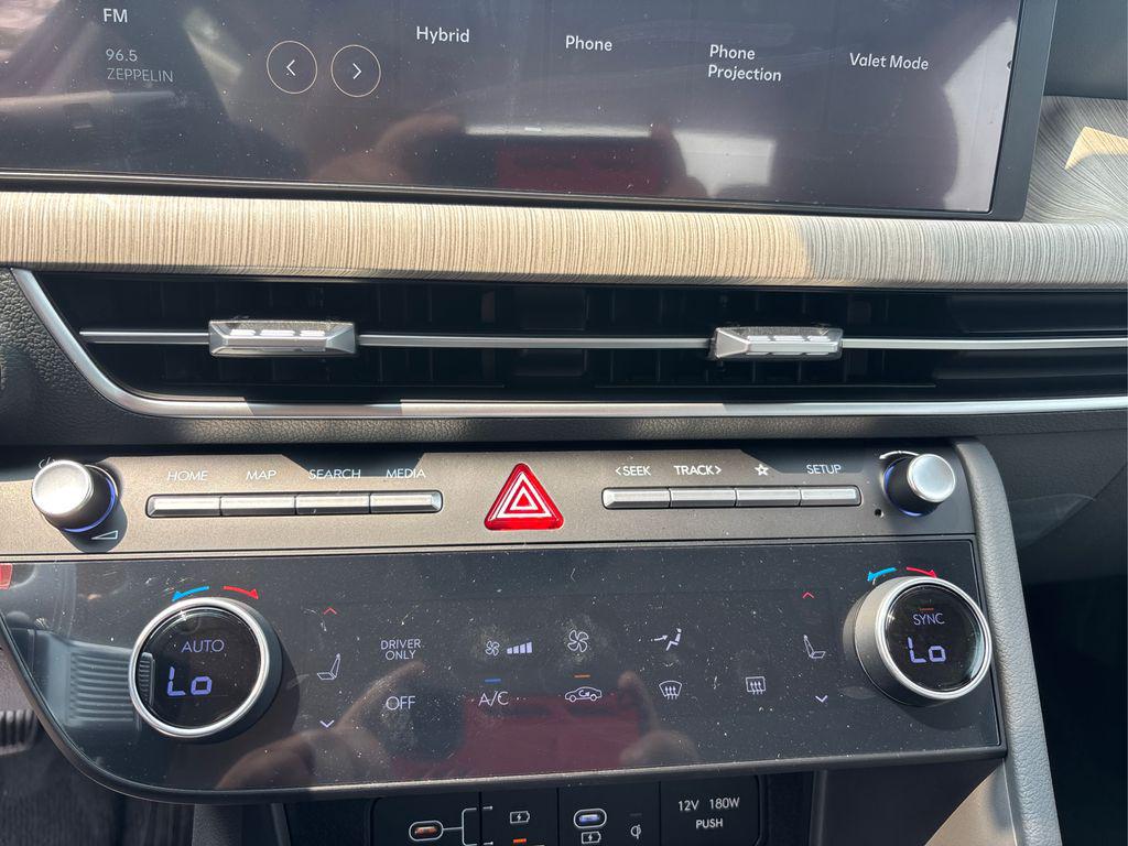 2024 Hyundai Sonata Hybrid SEL photo 24