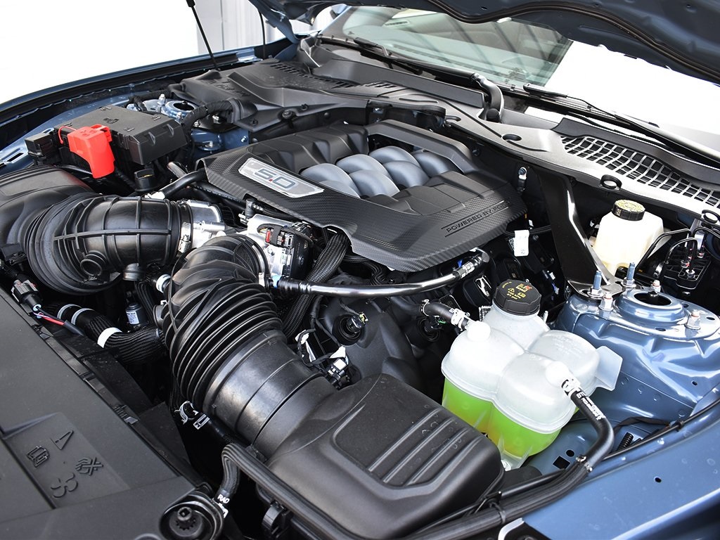2025 Ford Mustang GT Premium photo 24