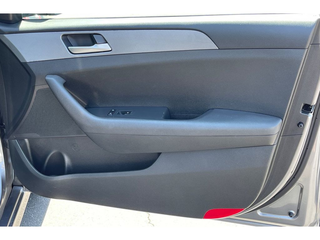 2018 Hyundai Sonata SE photo 19