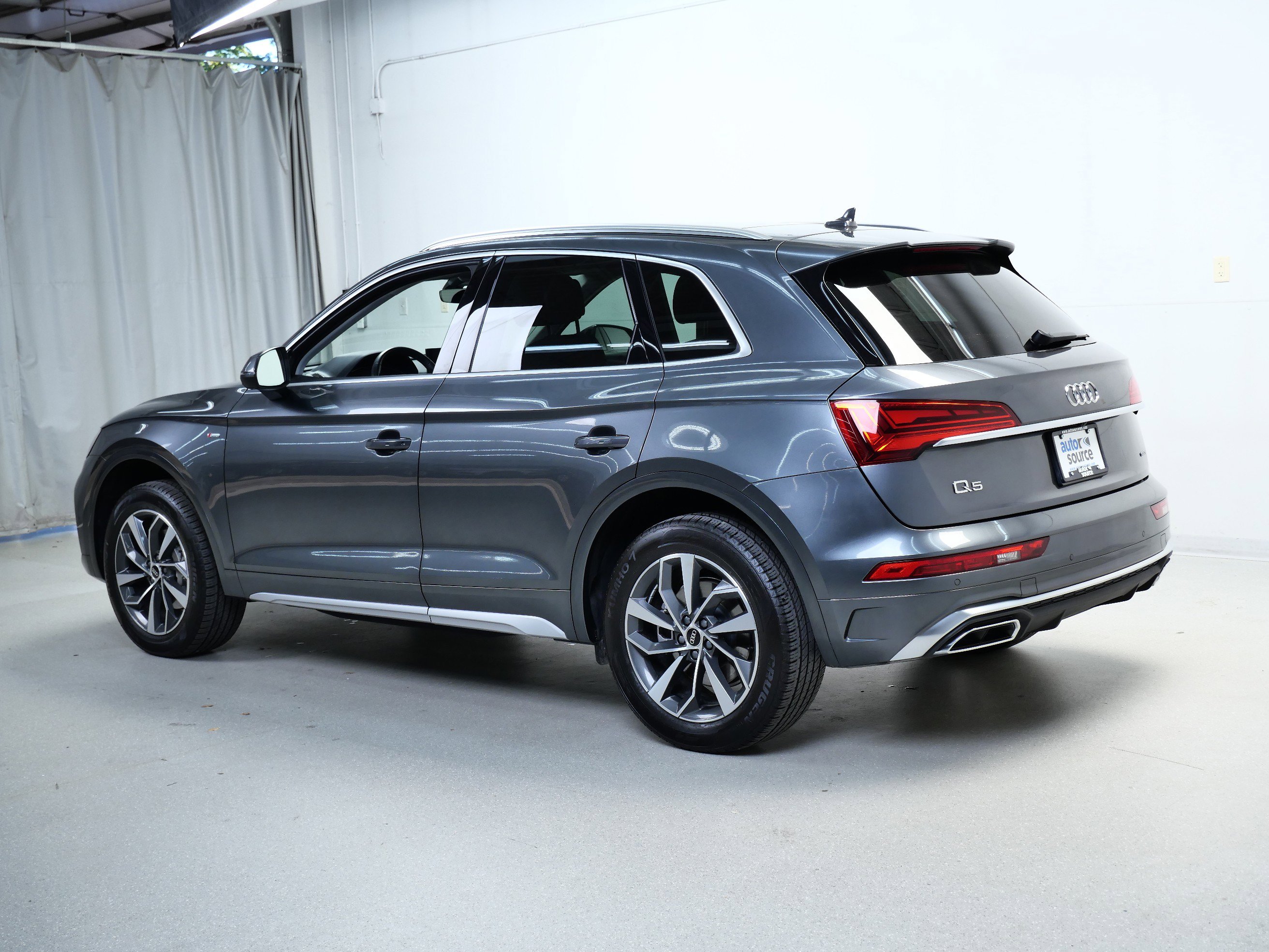 2022 Audi Q5 S line Premium Plus photo 10