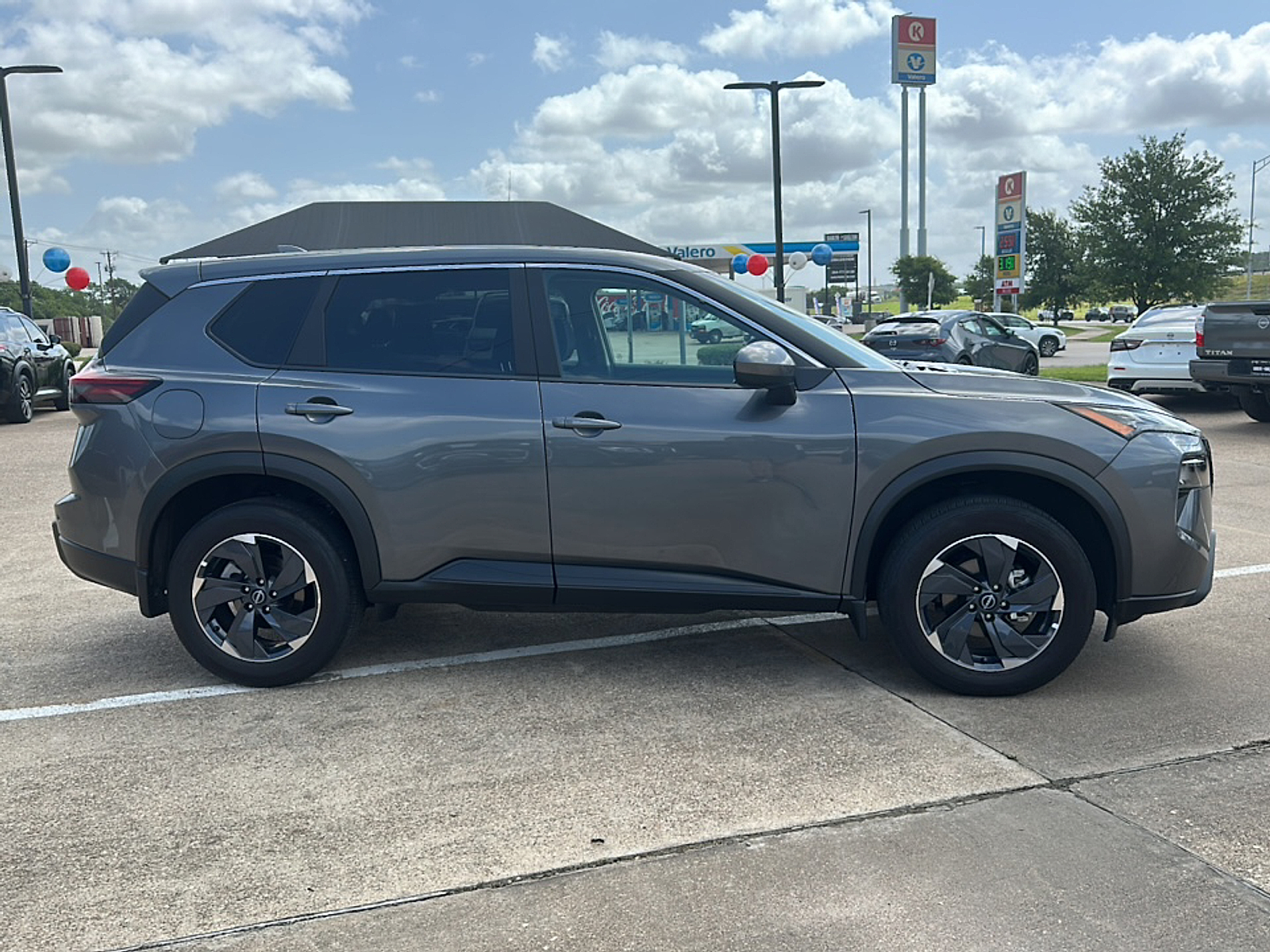Certified Used 2025 Gun Metallic Nissan SV FWD image 9
