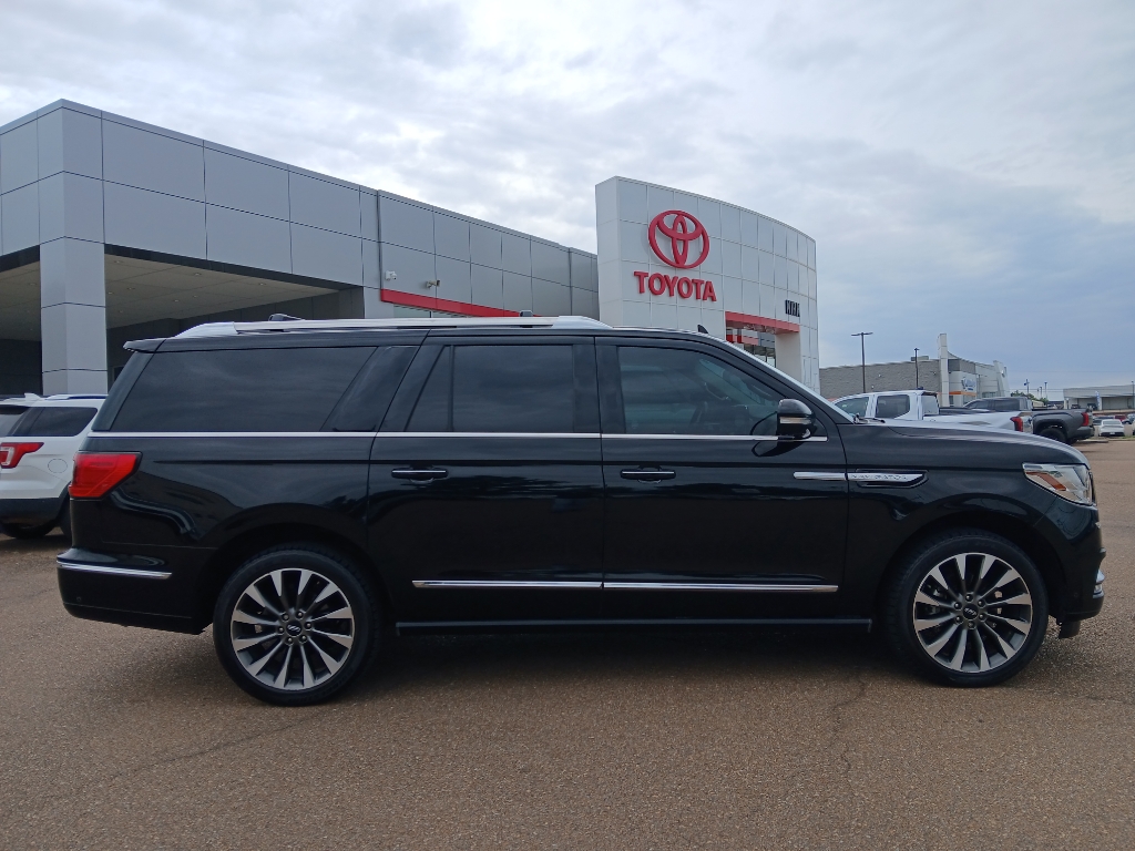 2021 Lincoln Navigator
