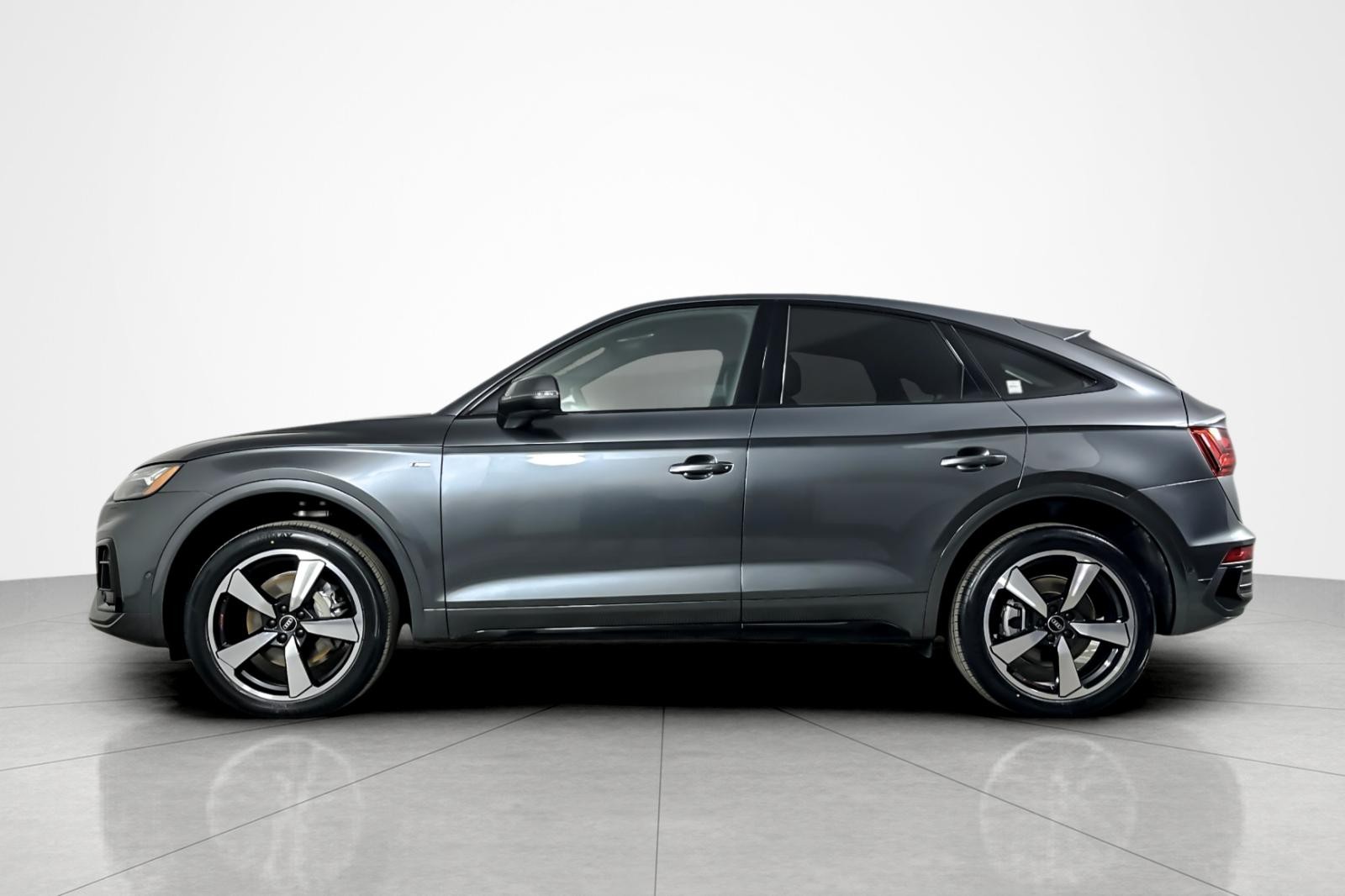 2023 Audi Q5 Sportback S line Prestige 45 TFSI Premium photo 2