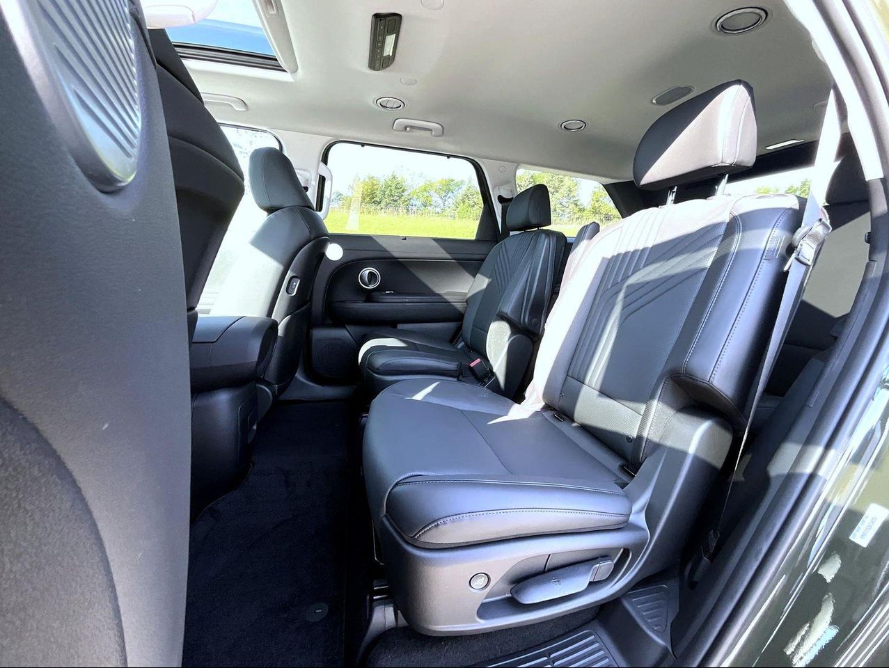 2026 Hyundai Palisade SEL photo 11