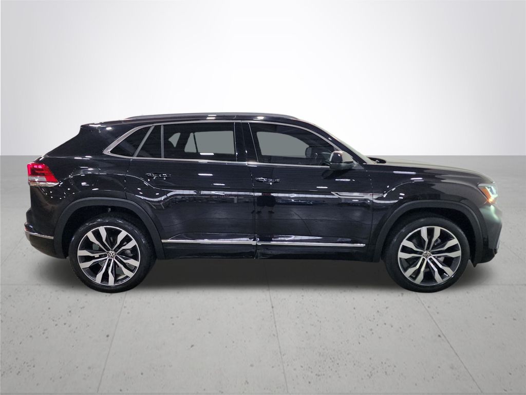 2021 Volkswagen Atlas Cross Sport V6 SEL Premium R-Line photo 3