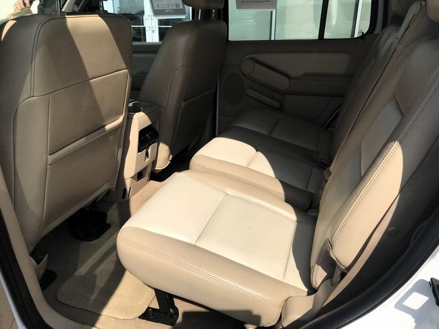 2006 Ford Explorer Eddie Bauer photo 10