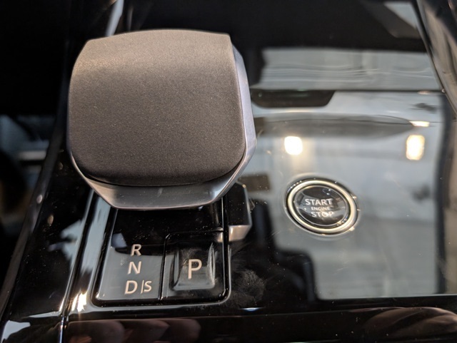2025 Land Rover Range Rover Sport SE photo 20
