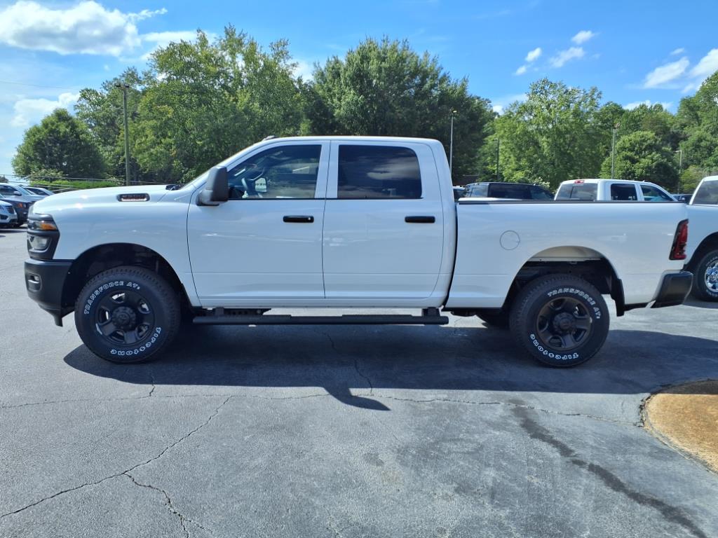 2026 Ram 2500 Tradesman photo 12