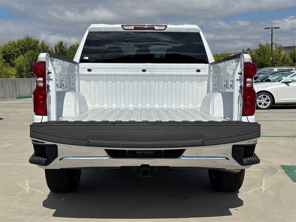 2026 Chevrolet Silverado 1500 LT photo 6