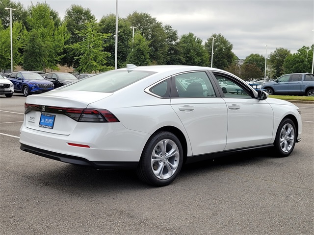 2025 Honda Accord 1.5T LX photo 3