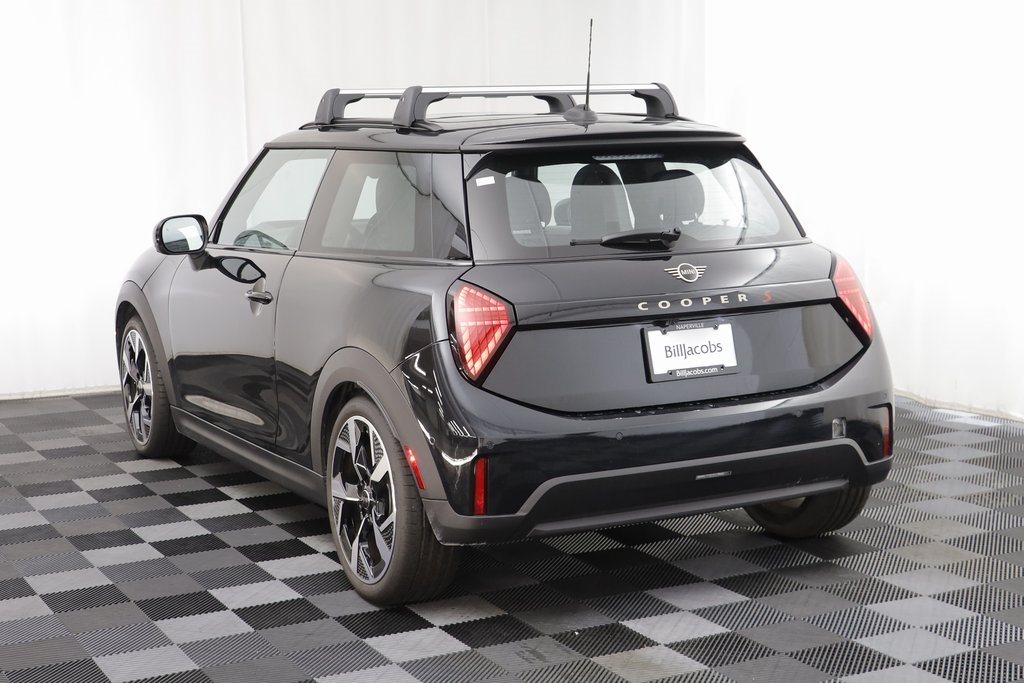 2025 Mini Cooper S Iconic photo 8