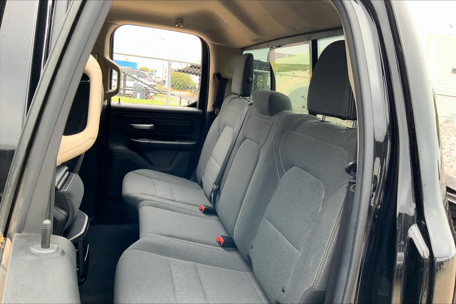 2019 Ram 1500 Tradesman photo 17