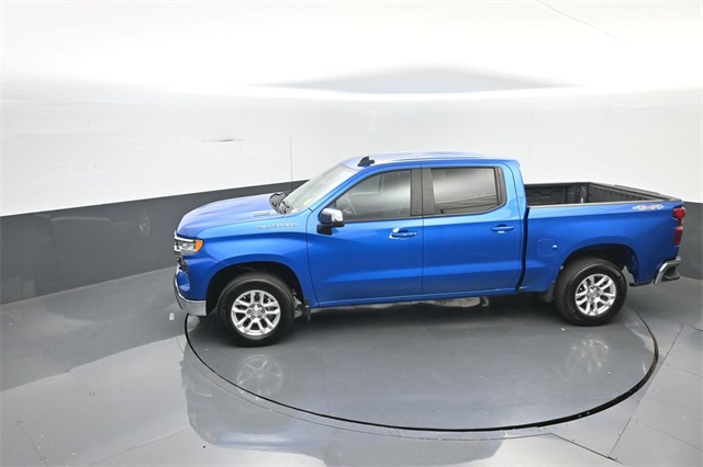 2023 Chevrolet Silverado 1500 LT photo 13