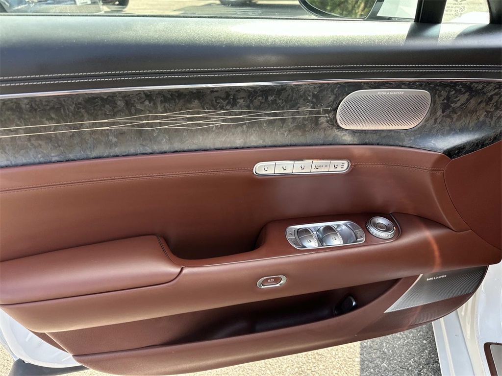 2023 Genesis G90 3.5T E-Supercharger photo 26