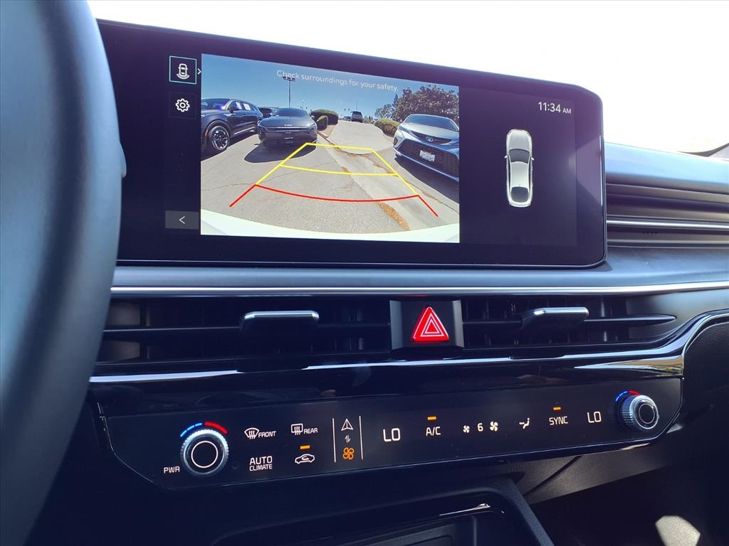 2025 Kia K5 GT-Line photo 16