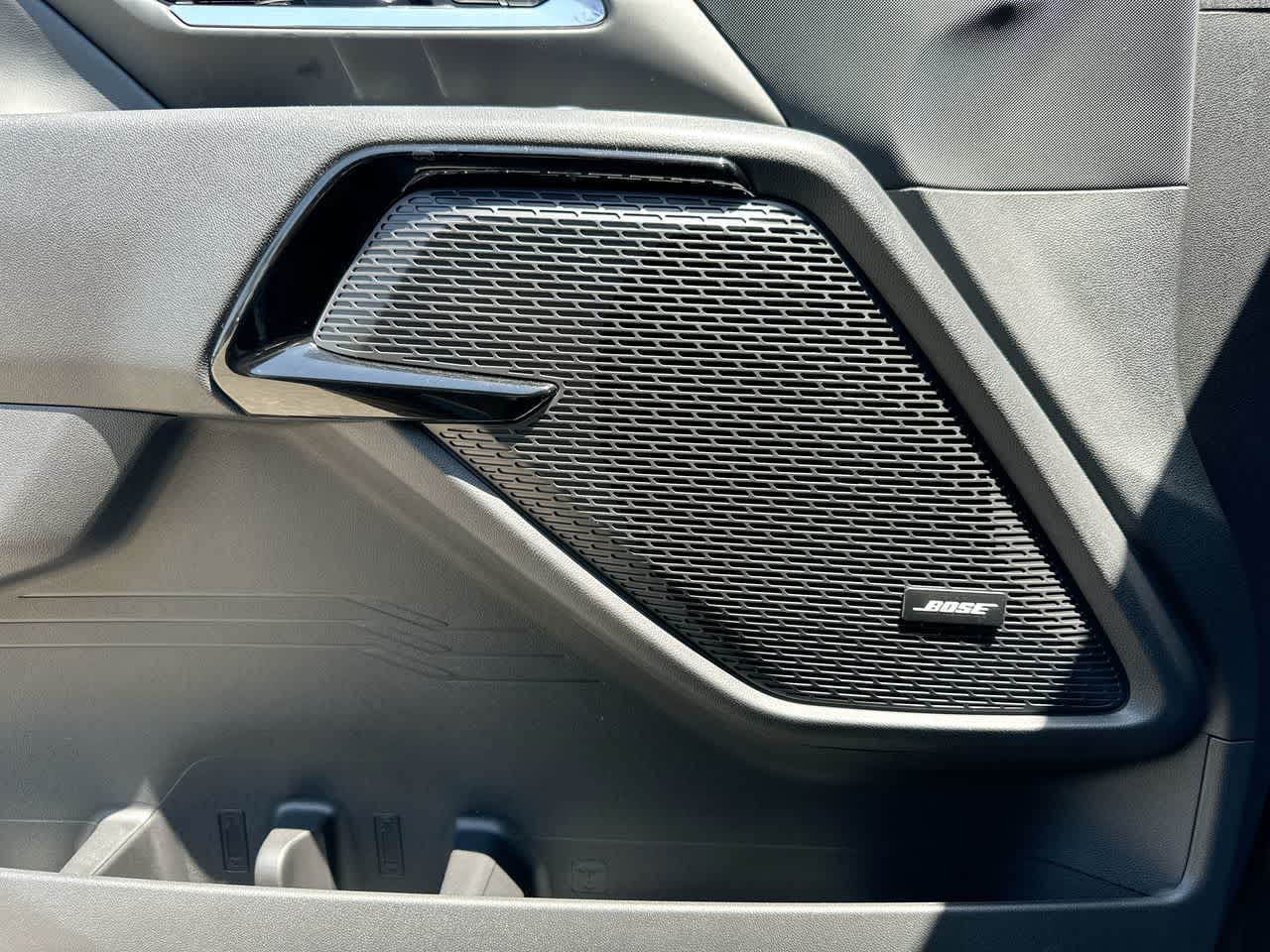 2024 Chevrolet Silverado EV RST photo 24
