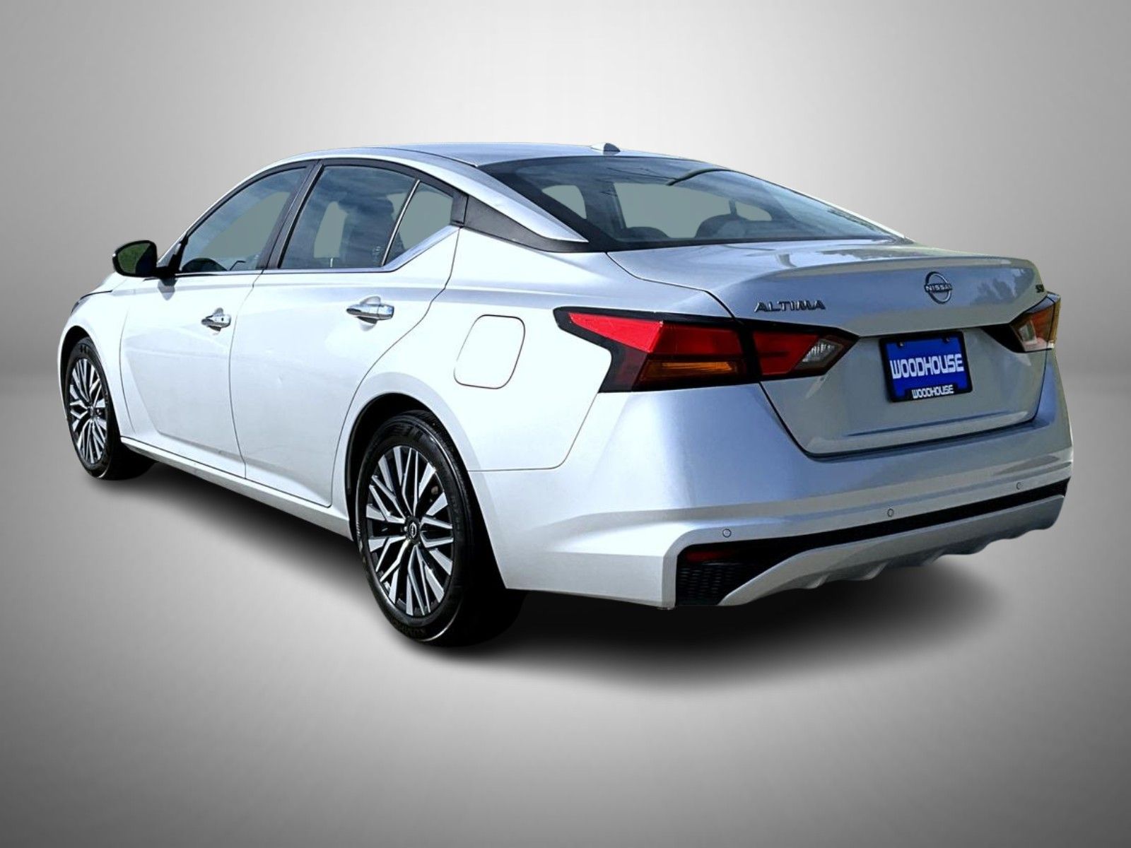 2024 Nissan Altima 2.5 SV photo 7