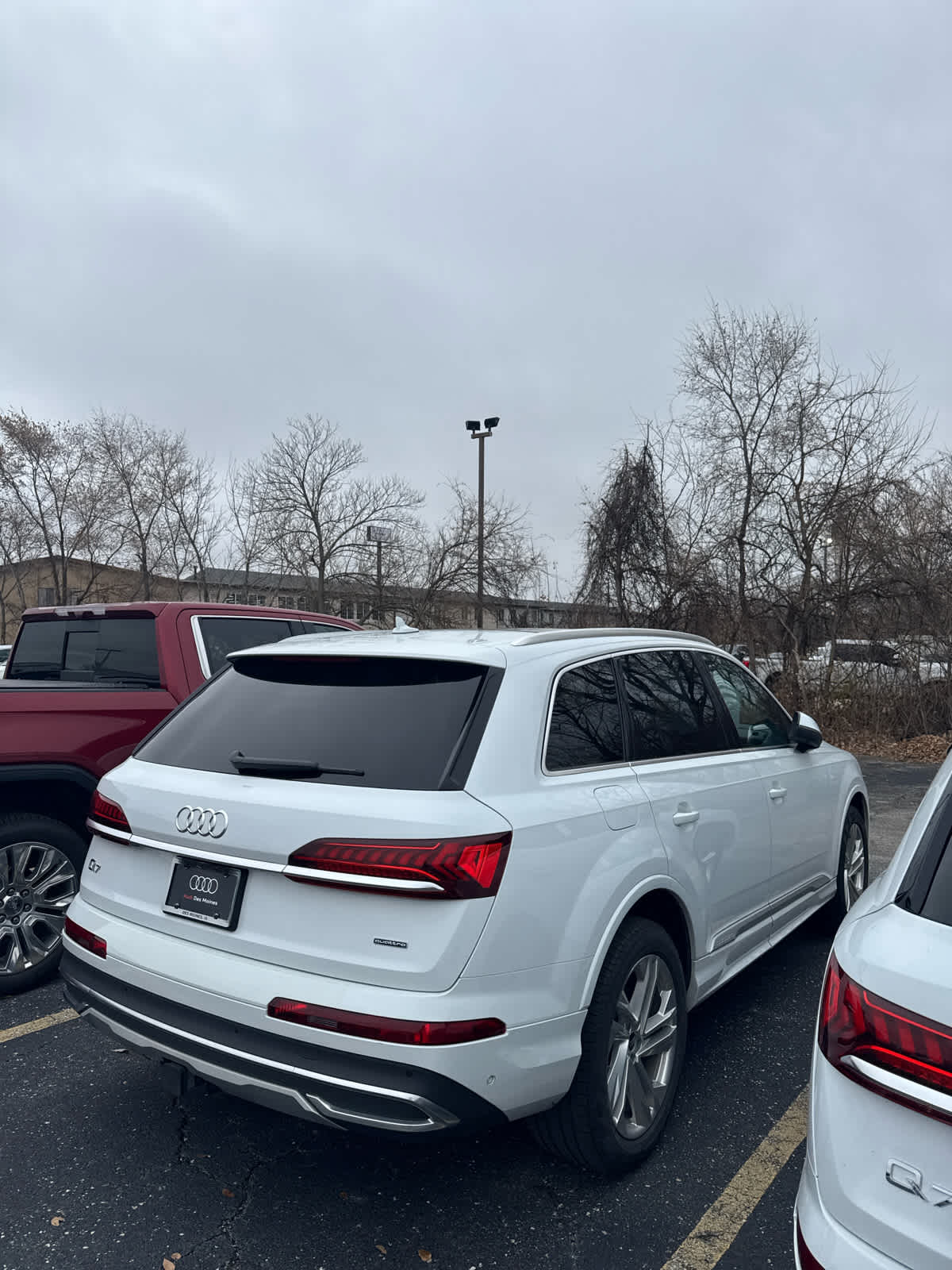 2023 Audi Q7 Premium Plus photo 4