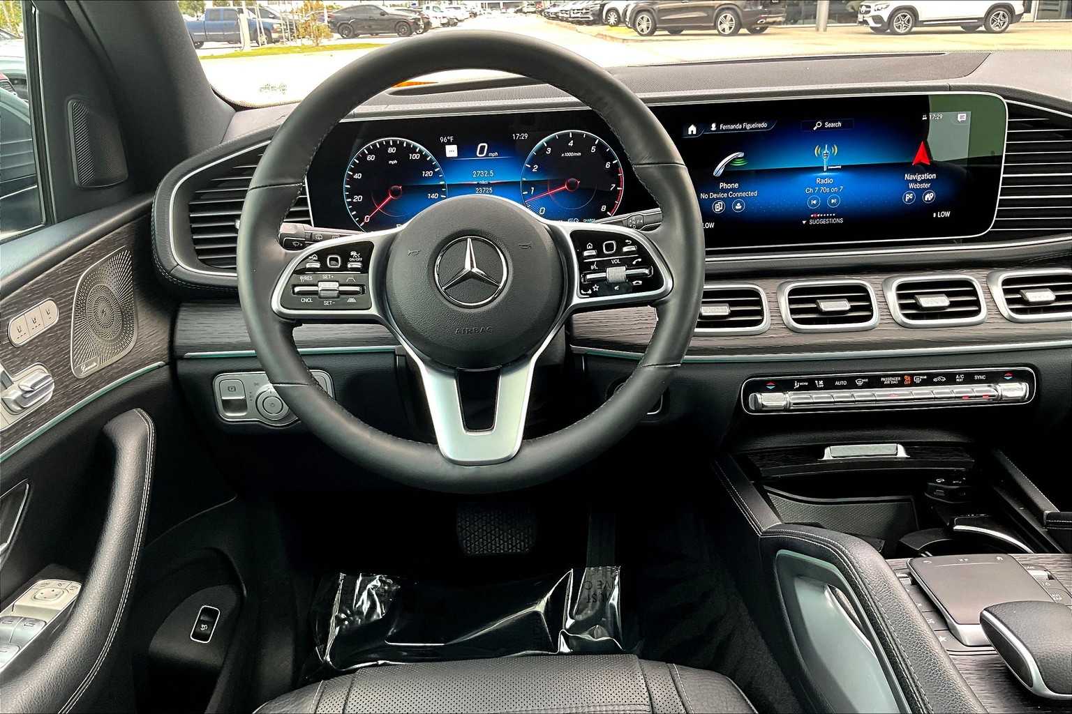 2022 Mercedes Benz GLS 450 4MATIC photo 5