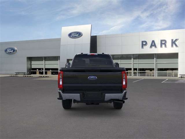 2025 Ford F-350 XLT photo 5