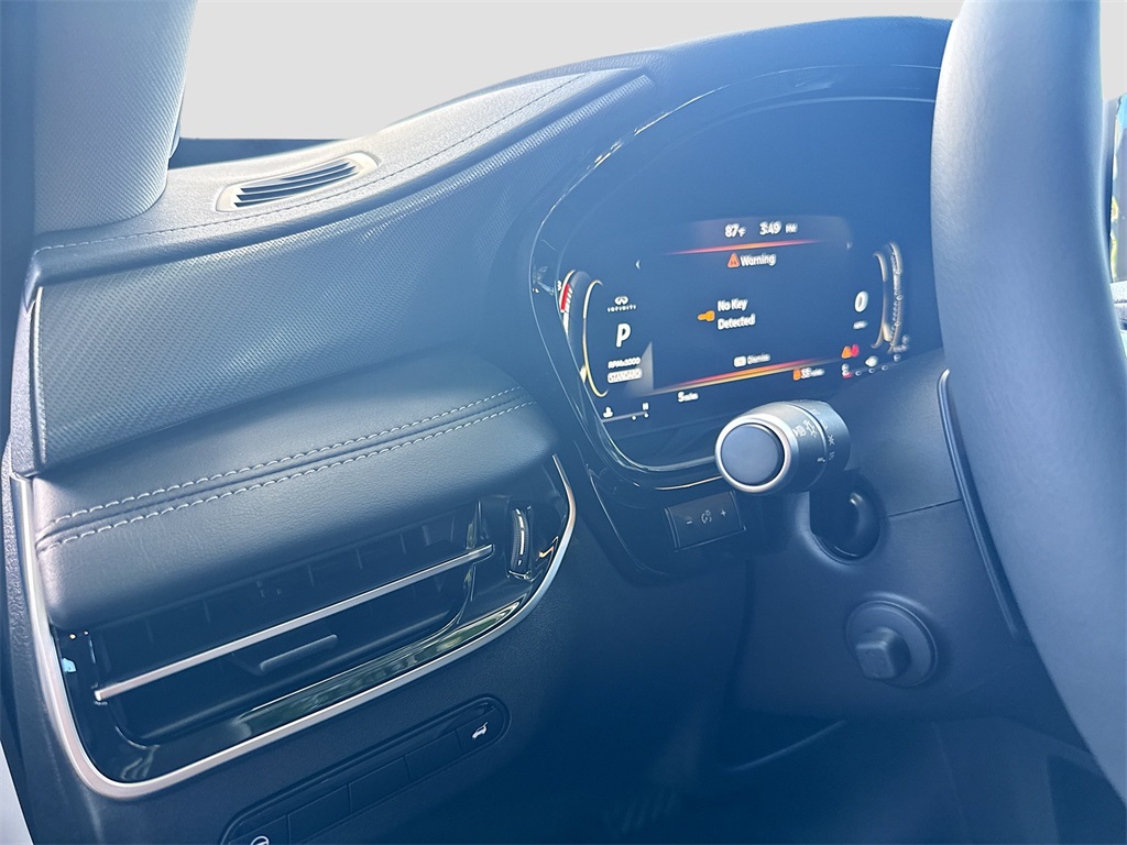 2026 Infiniti QX60 Luxe photo 10