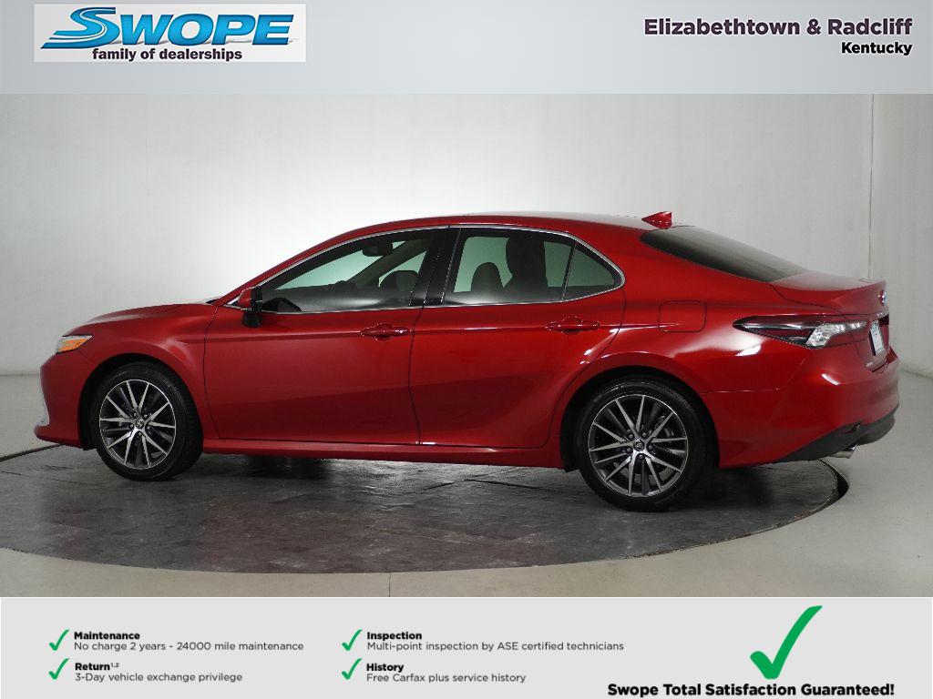 2024 Toyota Camry Hybrid XLE photo 2