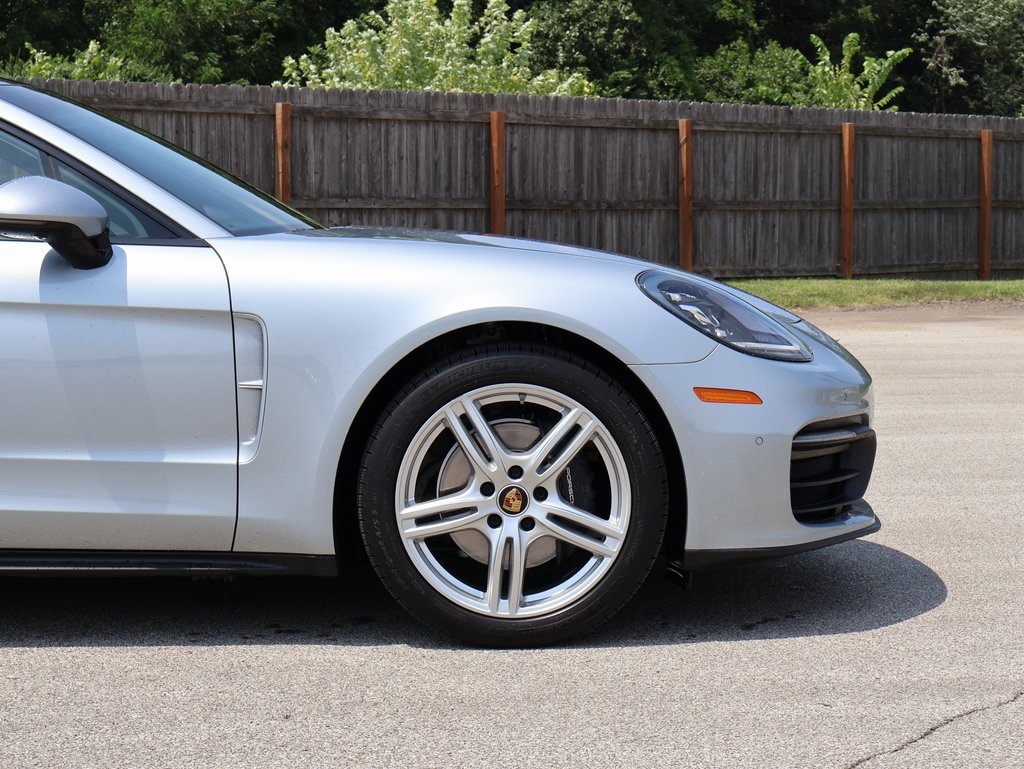2022 Porsche Panamera 4 photo 10