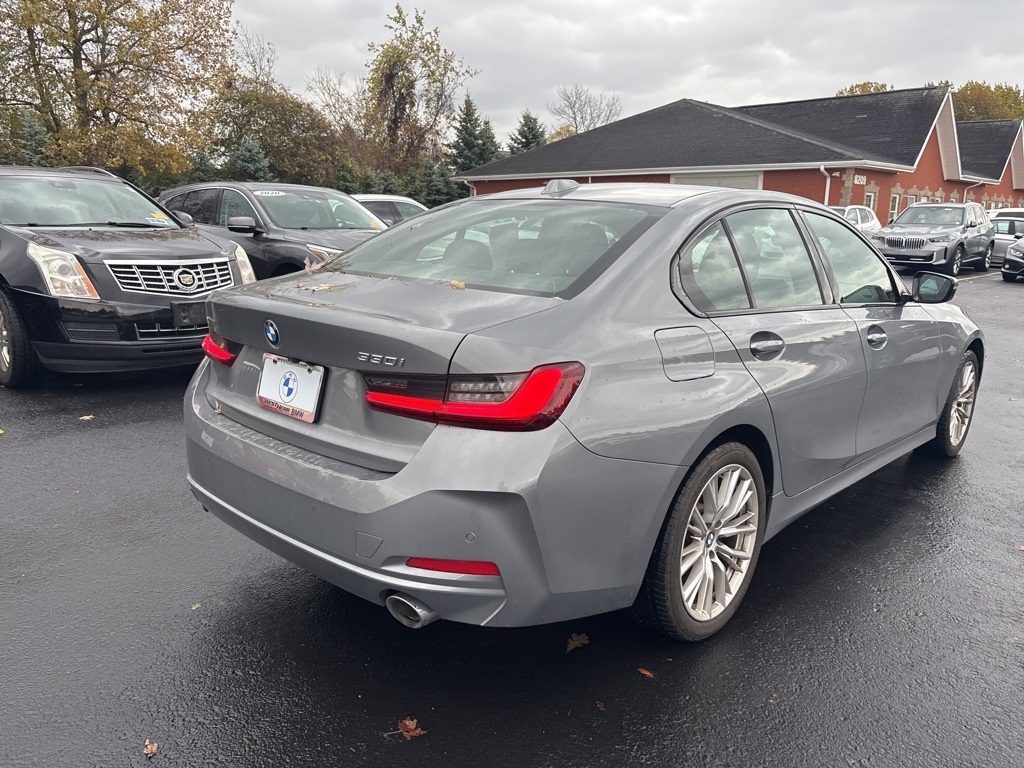 2023 Bmw 330i xDrive Sedan photo 3