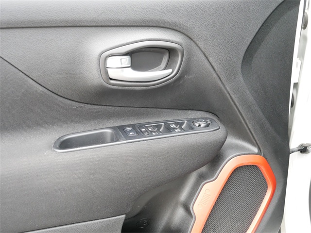 2020 Jeep Renegade Sport photo 11
