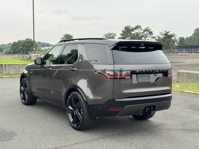 2025 Land Rover Discovery SE photo 2