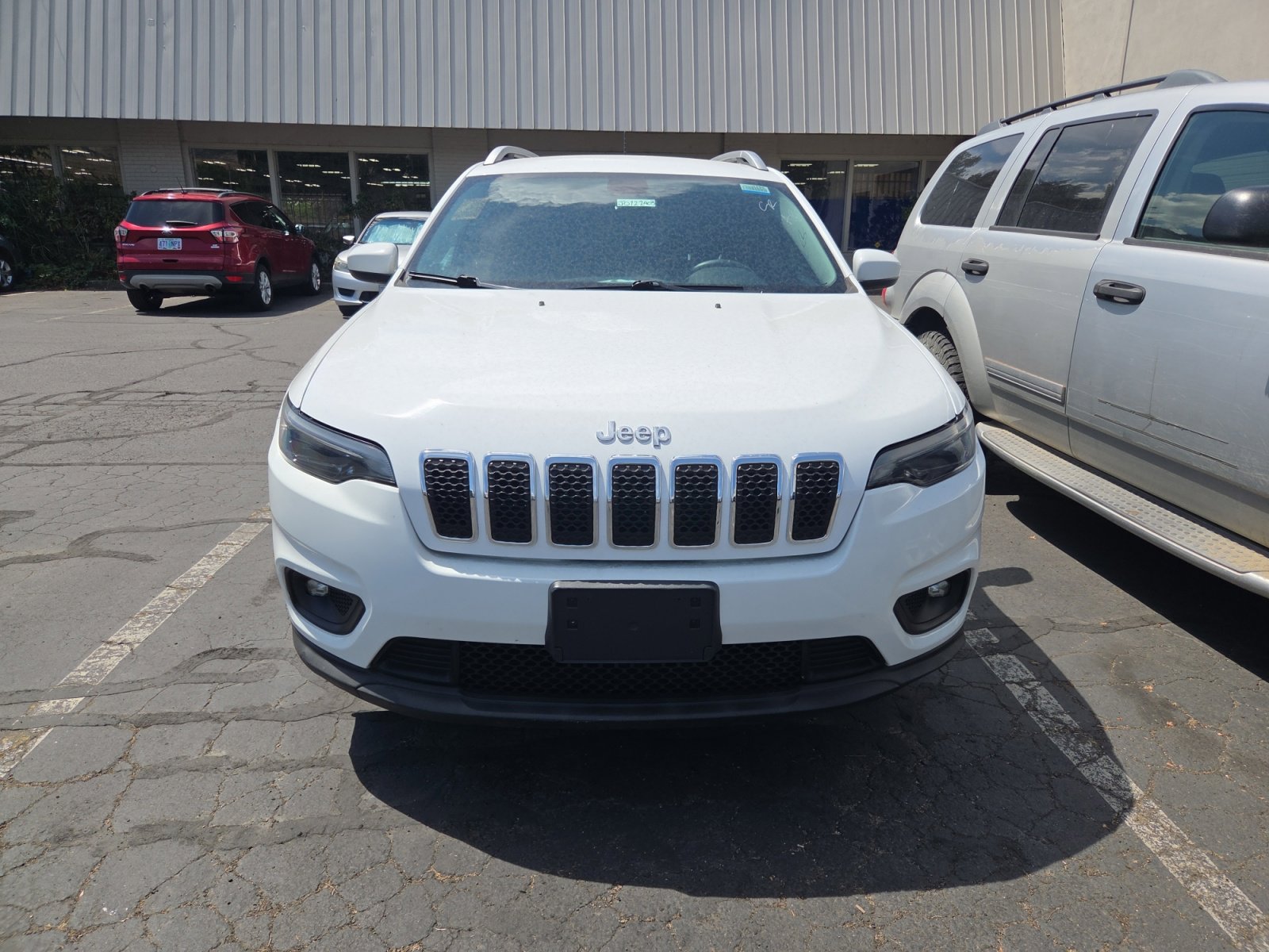 Used 2019 Jeep Cherokee Latitude with VIN 1C4PJLCB1KD278427 for sale in Ashland, OR