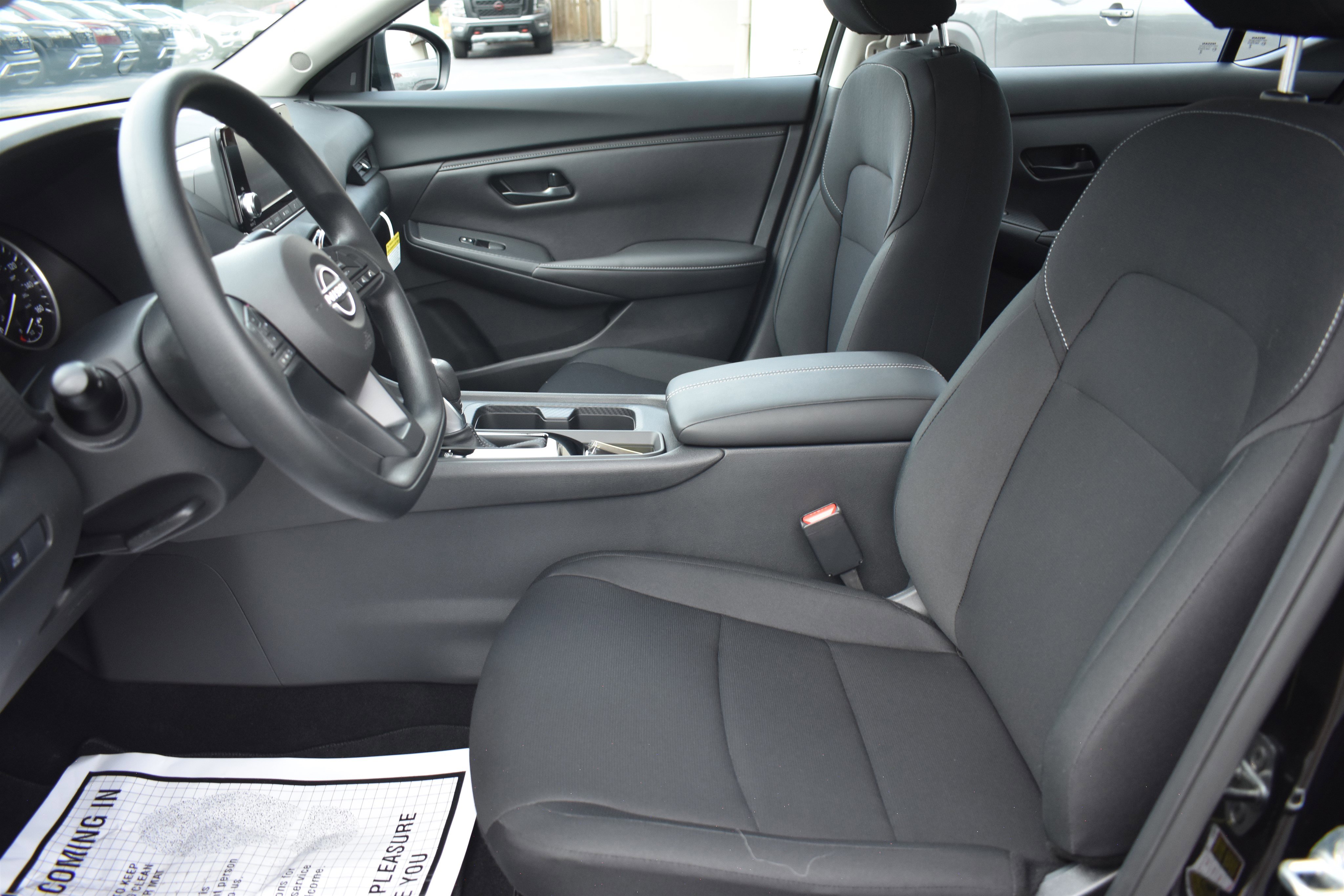 2025 Nissan Sentra S photo 6
