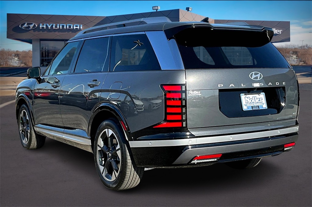 2026 Hyundai Palisade Limited photo 3