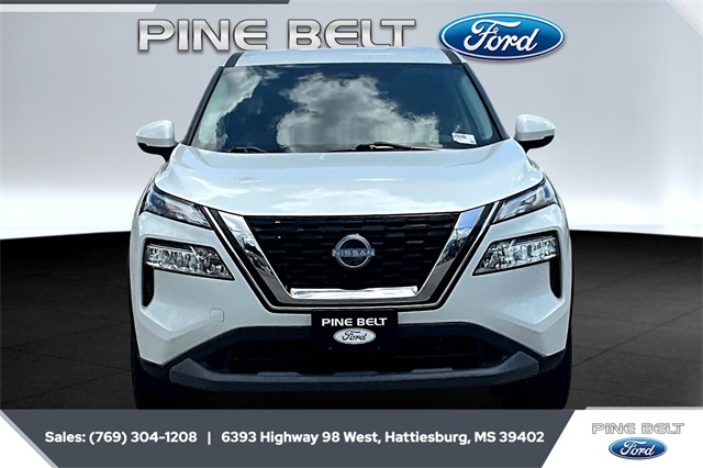 2022 Nissan Rogue SV photo 3