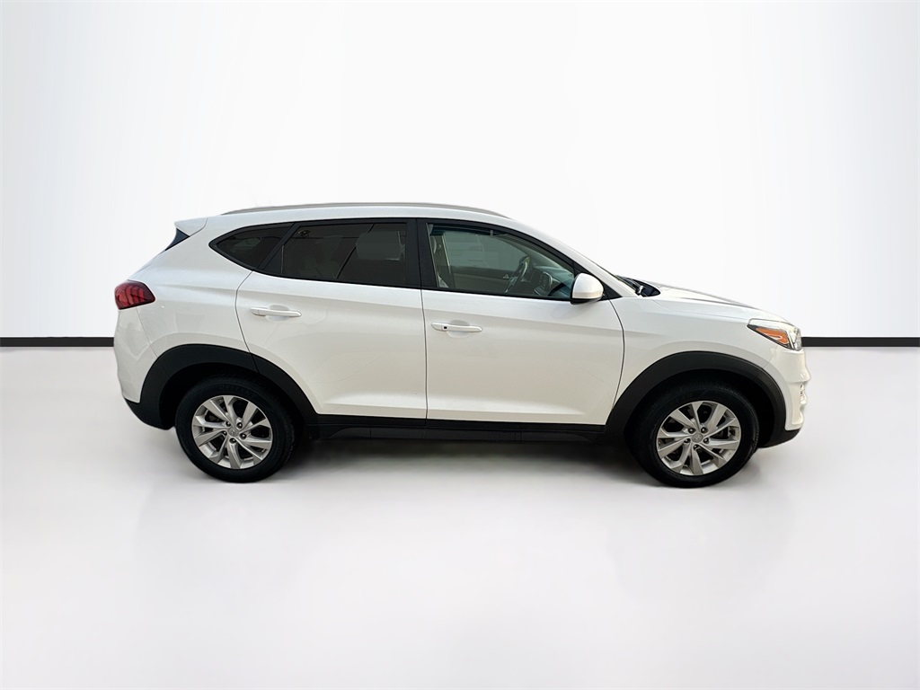 2020 Hyundai Tucson Value photo 2
