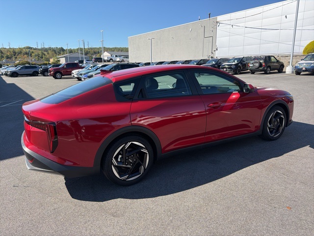 2025 Kia K4 EX photo 2