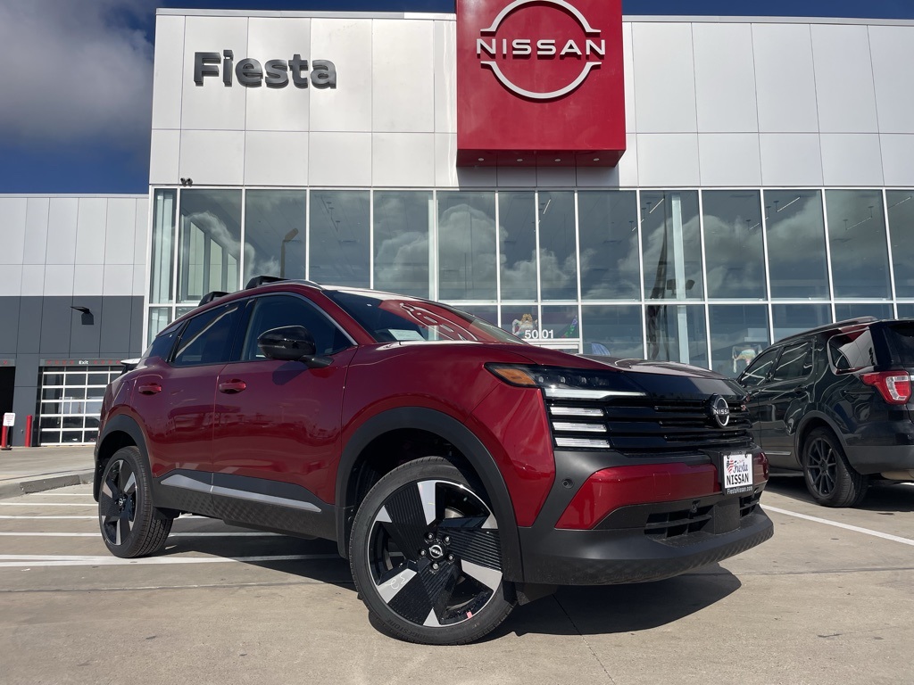 2026 Nissan KICKS SR's photo