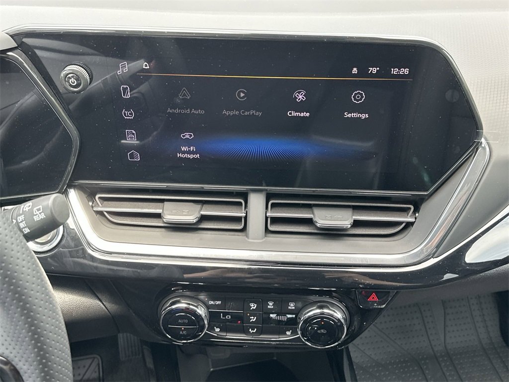 2025 Chevrolet Trax photo 18