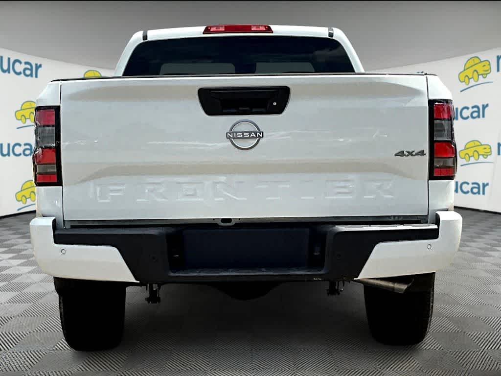 2025 Nissan Frontier SV photo 5