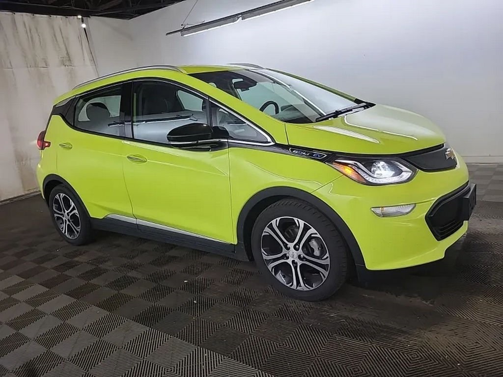 Used 2019 Chevrolet Bolt EV Premier with VIN 1G1FZ6S06K4114833 for sale in Akron, OH
